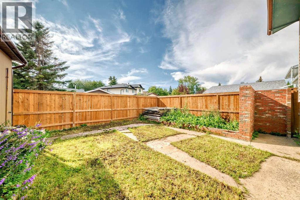 Single Family House Bi-level for Sale in  Whitlock Place NE Whitehorn Calgary 