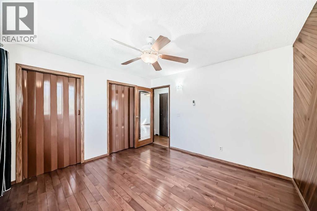 Single Family House Bi-level for Sale in  Whitlock Place NE Whitehorn Calgary 