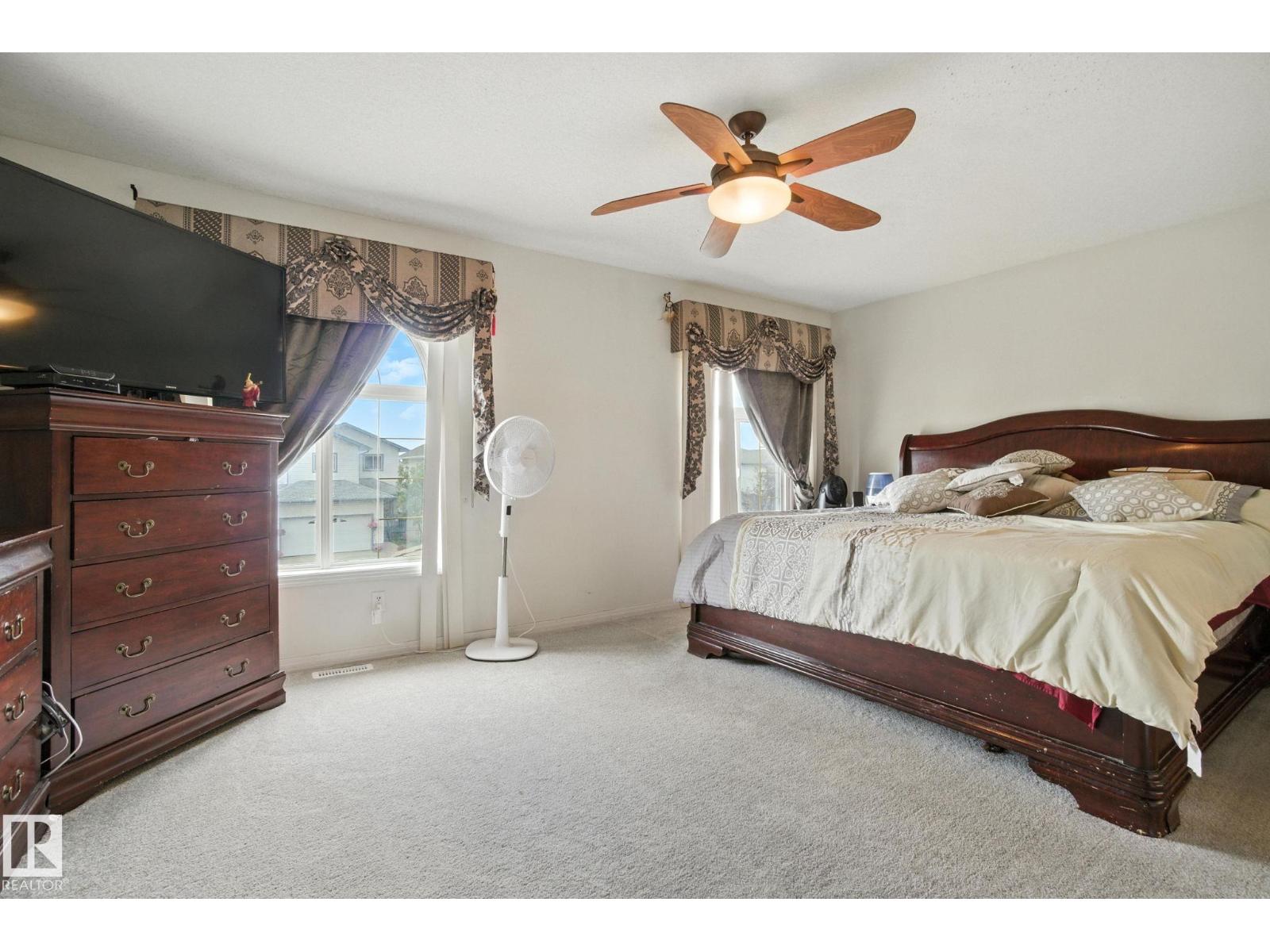 Photo 1 of 3451 29 St Nw Nw, Edmonton AB