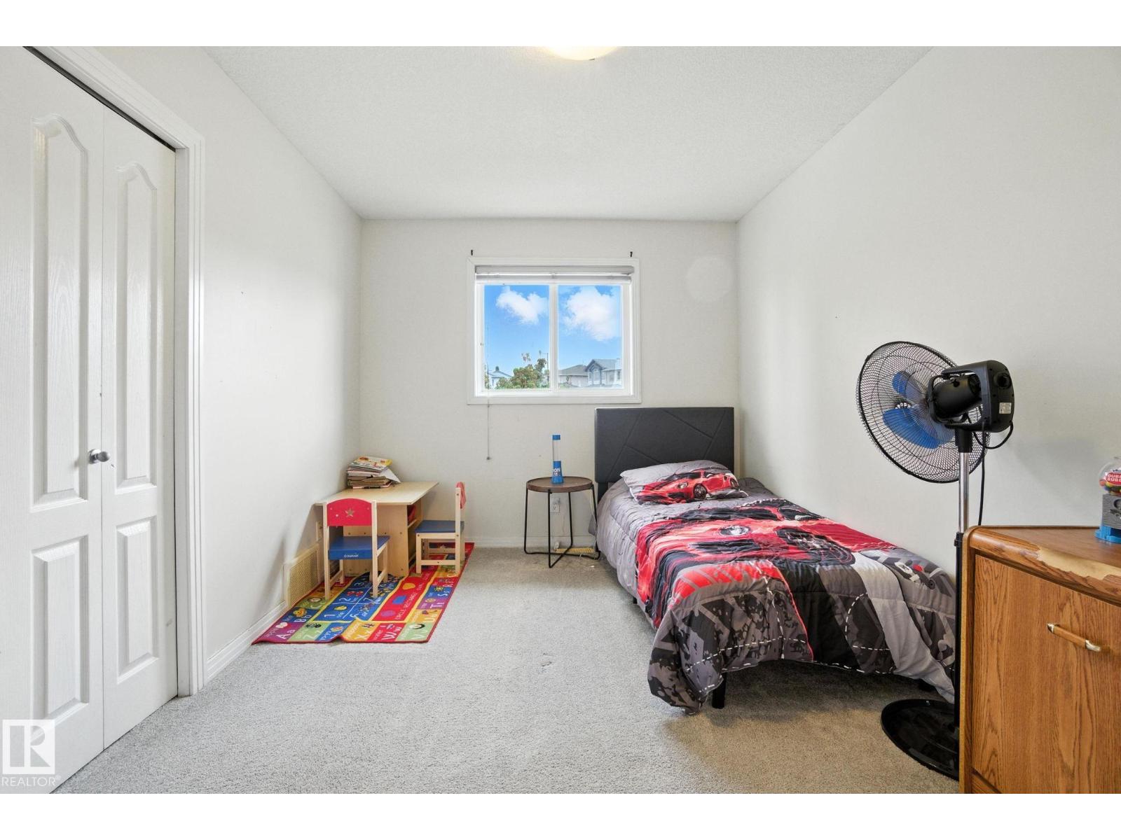 Photo 10 of 3451 29 St Nw Nw, Edmonton AB