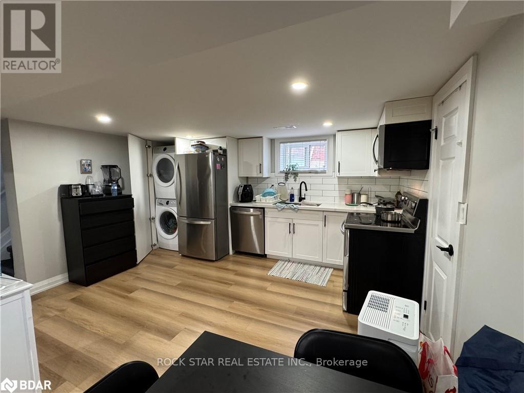 Photo 6 of Lower 889 Fennell Avenue E, Hamilton ON