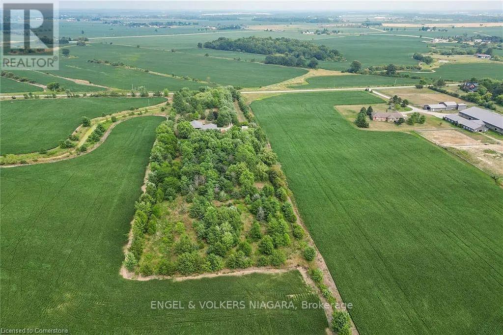 Photo 33 of 335 Moores Road, Haldimand ON