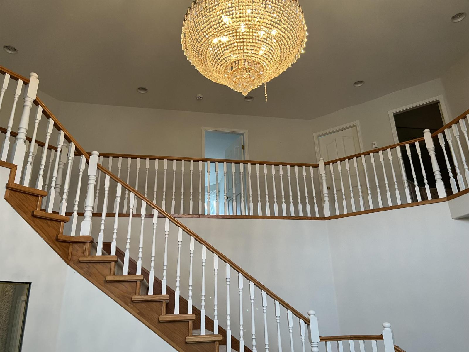 Photo 3 of 14527 30 Avenue, Surrey BC