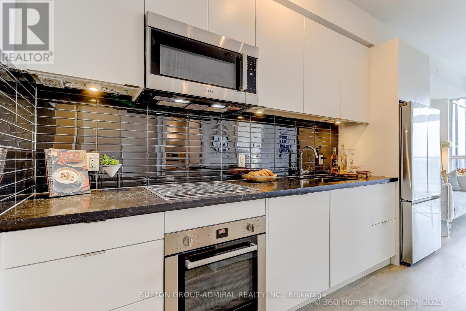 Photo 16 of 610 2 Teagarden Court, Toronto ON