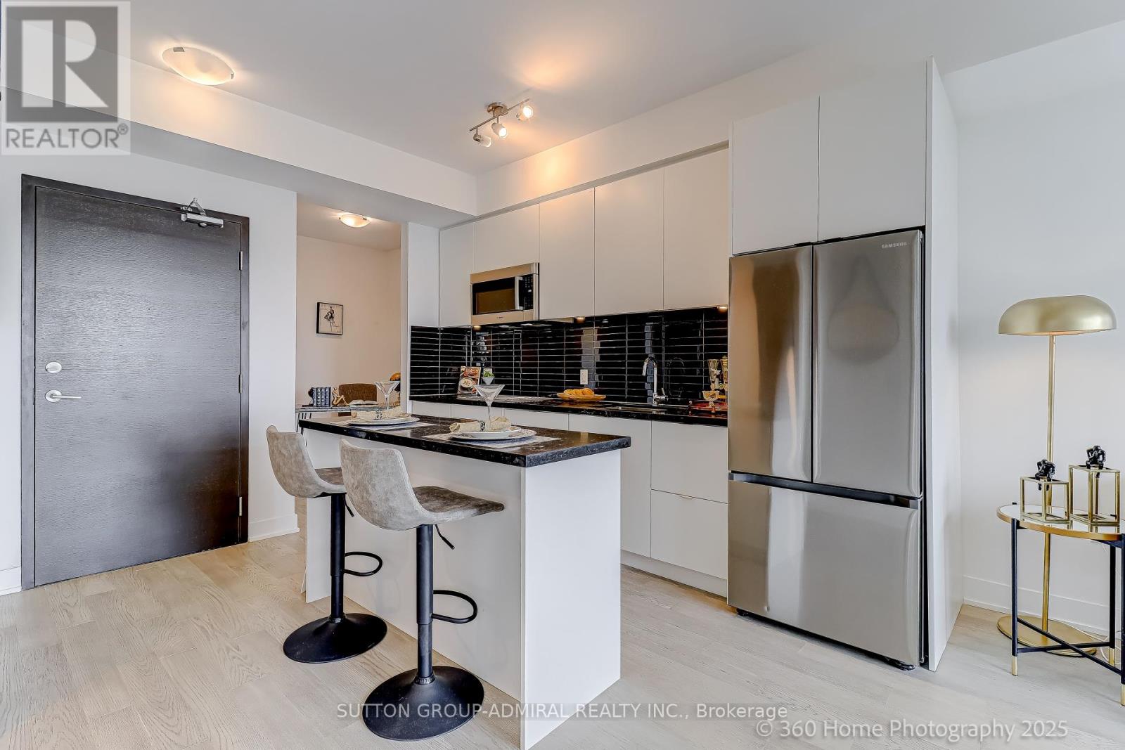 Photo 12 of 610 2 Teagarden Court, Toronto ON