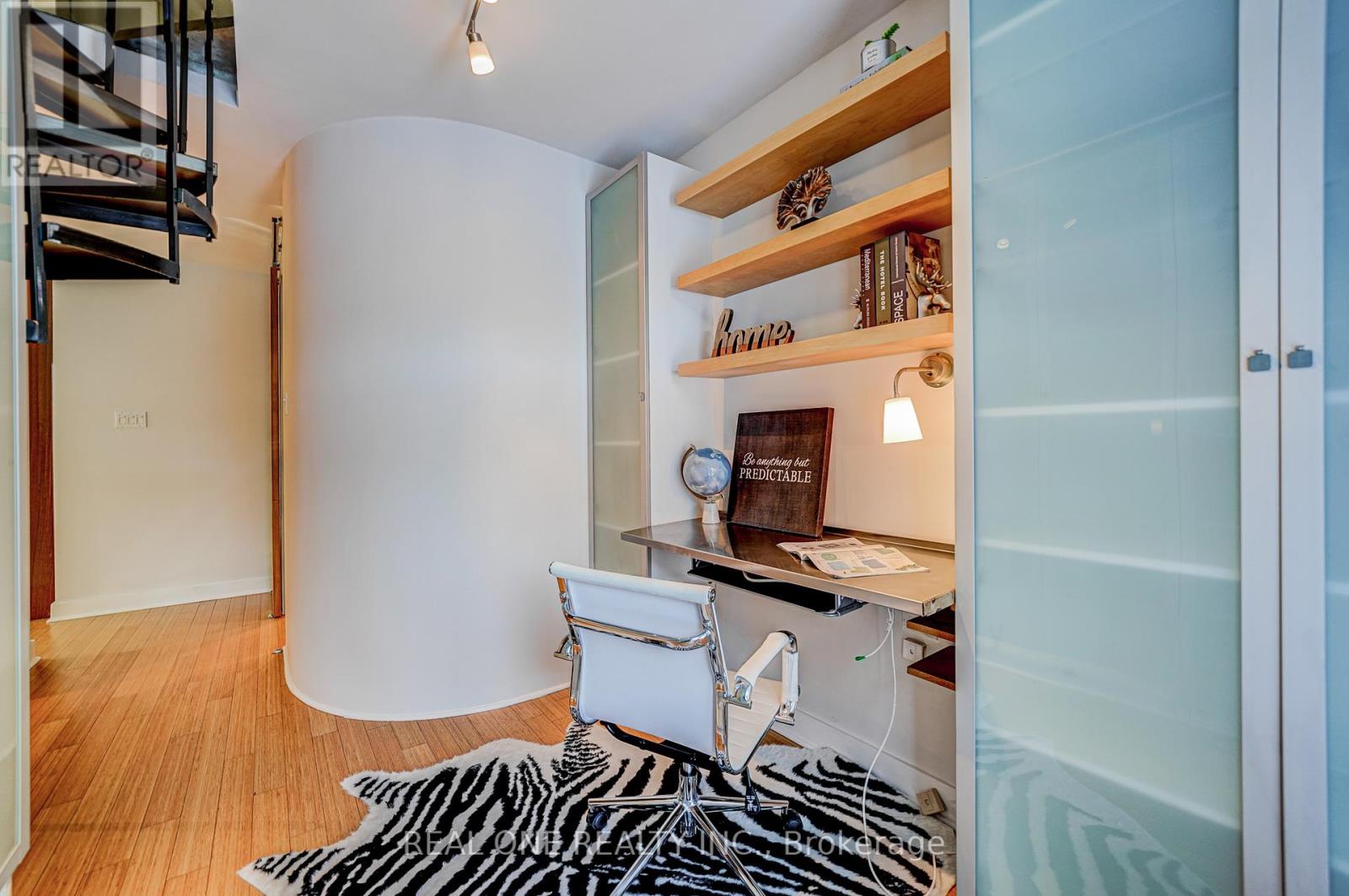 Photo 7 of 167 Randolph Road, Toronto ON