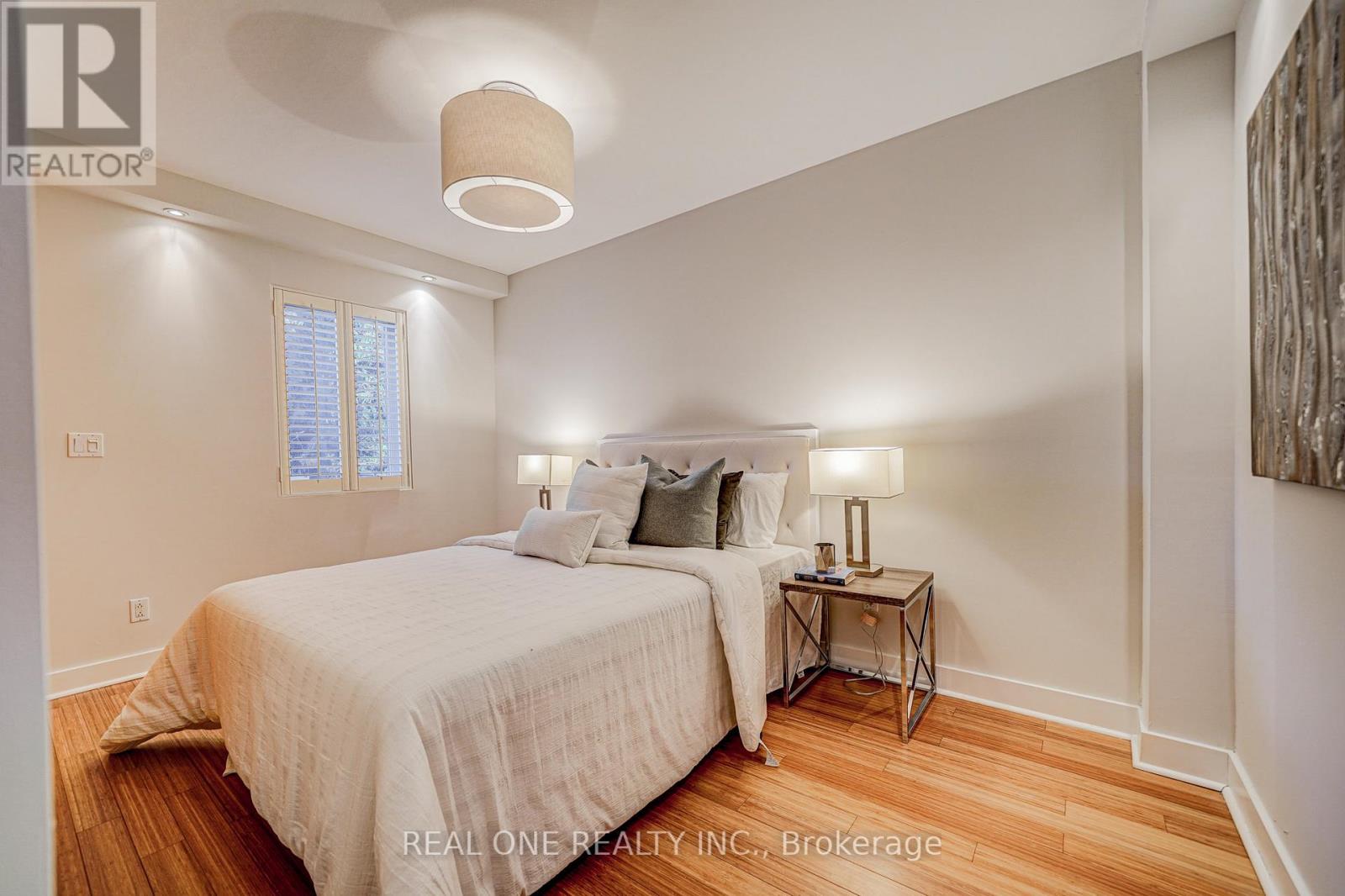 Photo 36 of 167 Randolph Road, Toronto ON