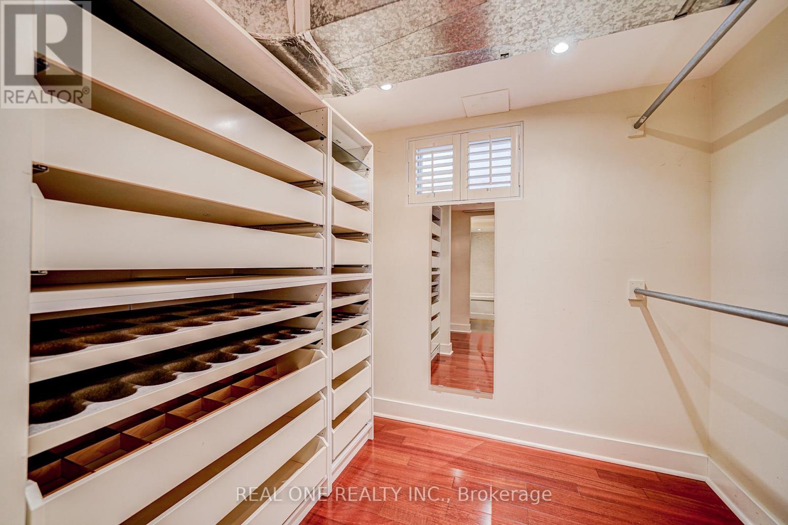 Photo 23 of 167 Randolph Road, Toronto ON
