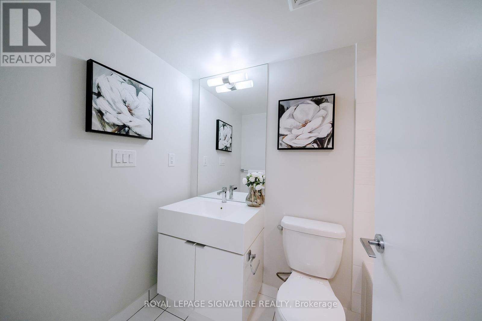 Photo 7 of 655 151 Dan Leckie Way, Toronto ON