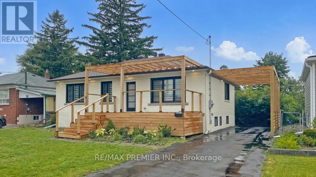 Photo 2 of 270 Brighton Avenue, Toronto ON