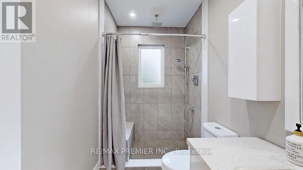 Photo 9 of 270 Brighton Avenue, Toronto ON