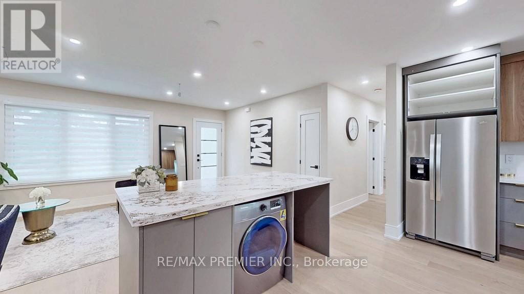 Photo 33 of 270 Brighton Avenue, Toronto ON