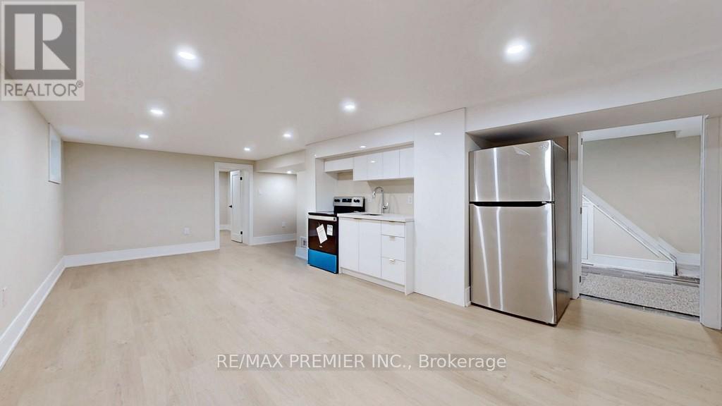 Photo 21 of 270 Brighton Avenue, Toronto ON