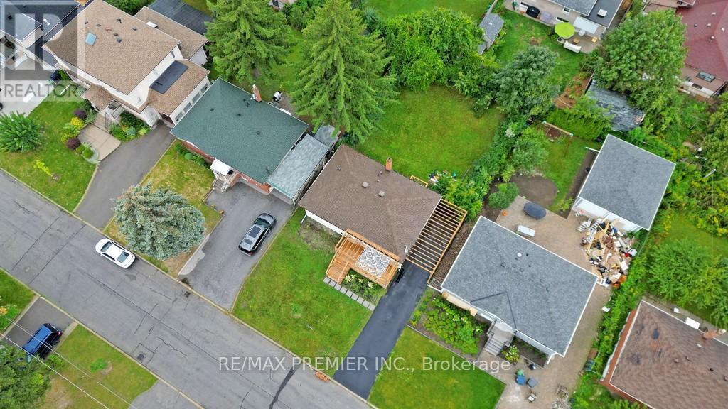 Photo 32 of 270 Brighton Avenue, Toronto ON