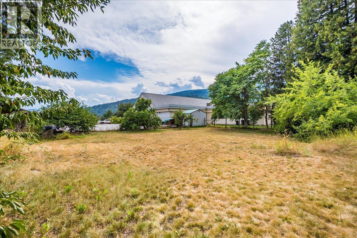 602 5th Street, Castlegar