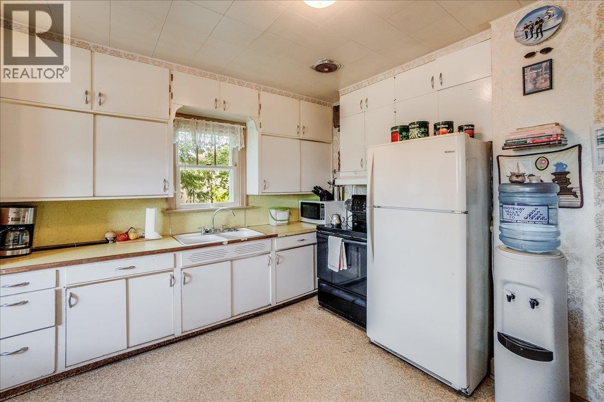 602 5th Street, Castlegar