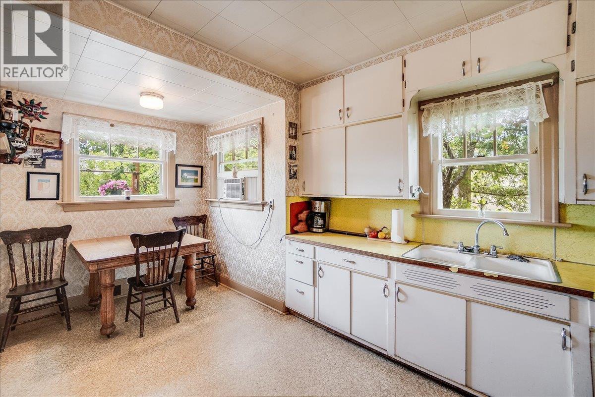 602 5th Street, Castlegar