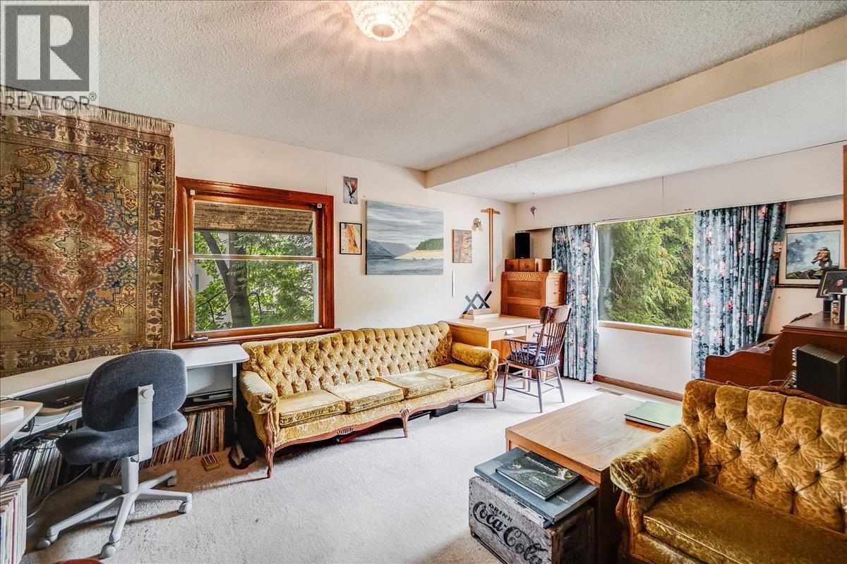602 5th Street, Castlegar