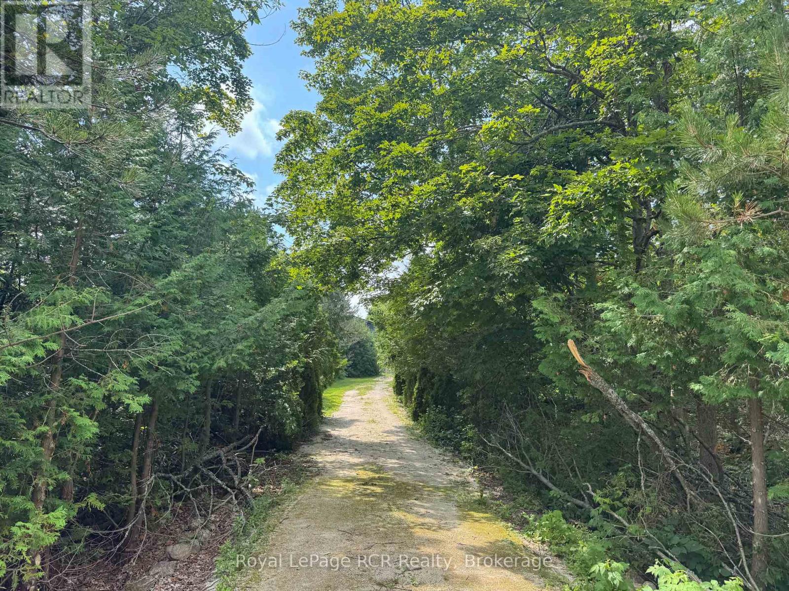 Photo 13 of 158 Osprey Heights, Grey Highlands ON