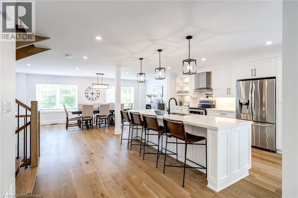 Photo 22 of 5199 Broughton Crescent, Burlington ON