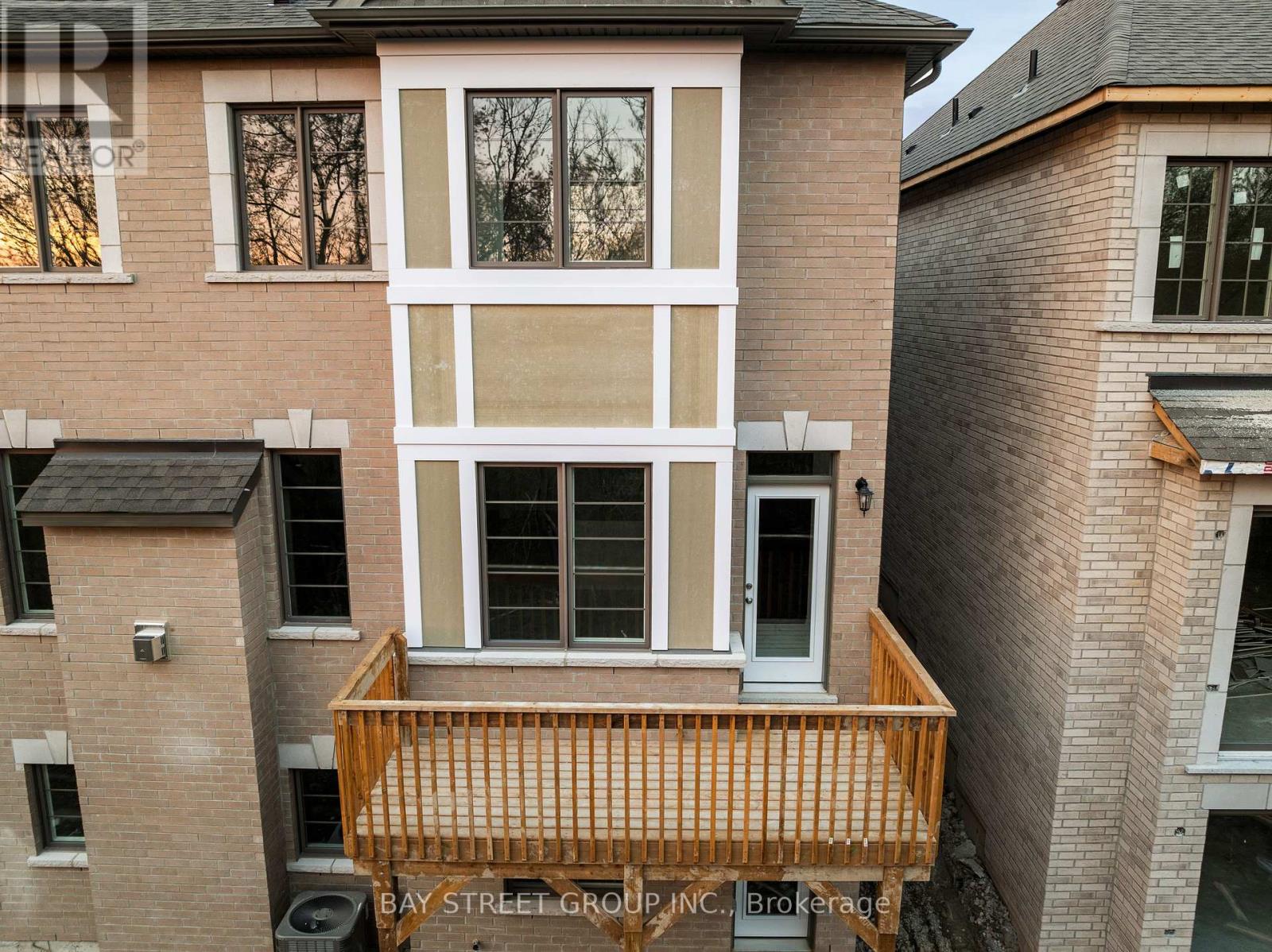 Photo 10 of 3316 Marchington Square, Pickering ON