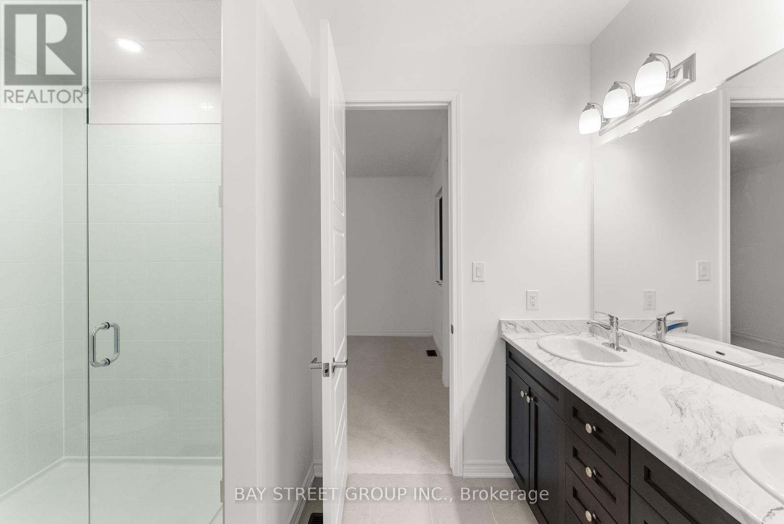 Photo 24 of 3316 Marchington Square, Pickering ON
