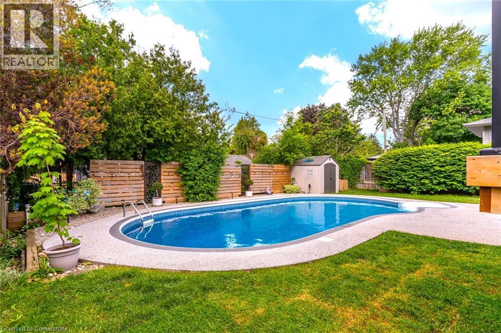 Photo 35 of 5199 Broughton Crescent, Burlington ON