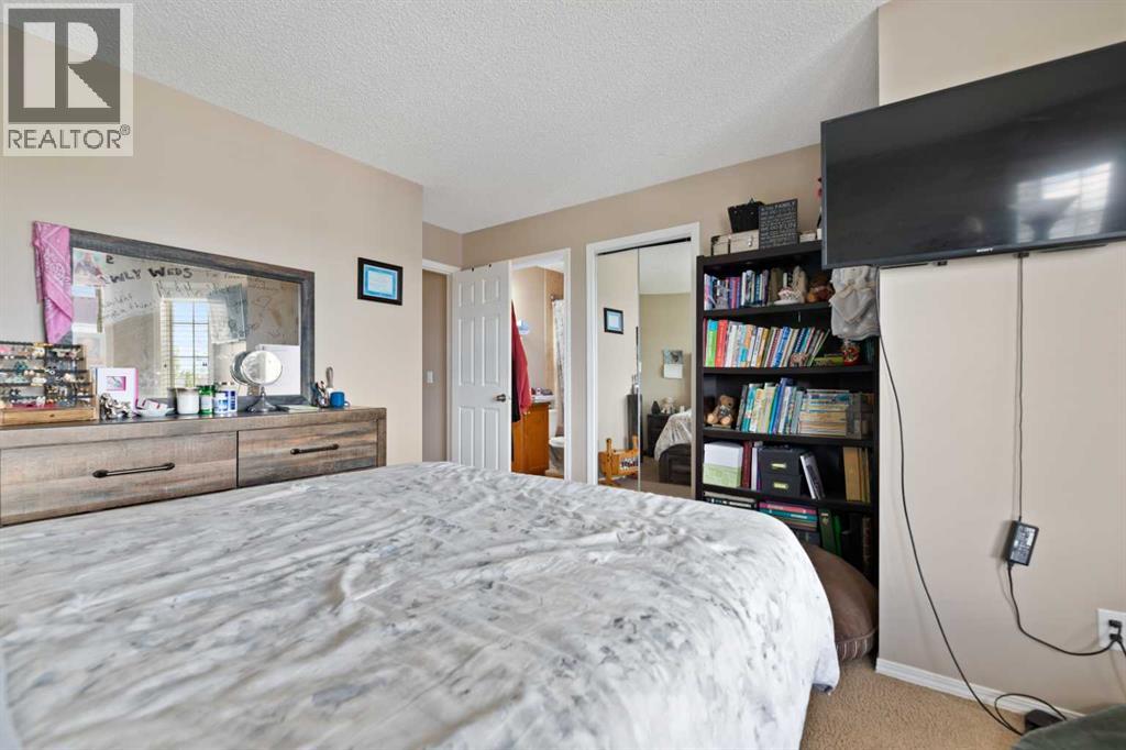 Single Family House for Sale in  Evansdale Way NW Evanston Calgary 