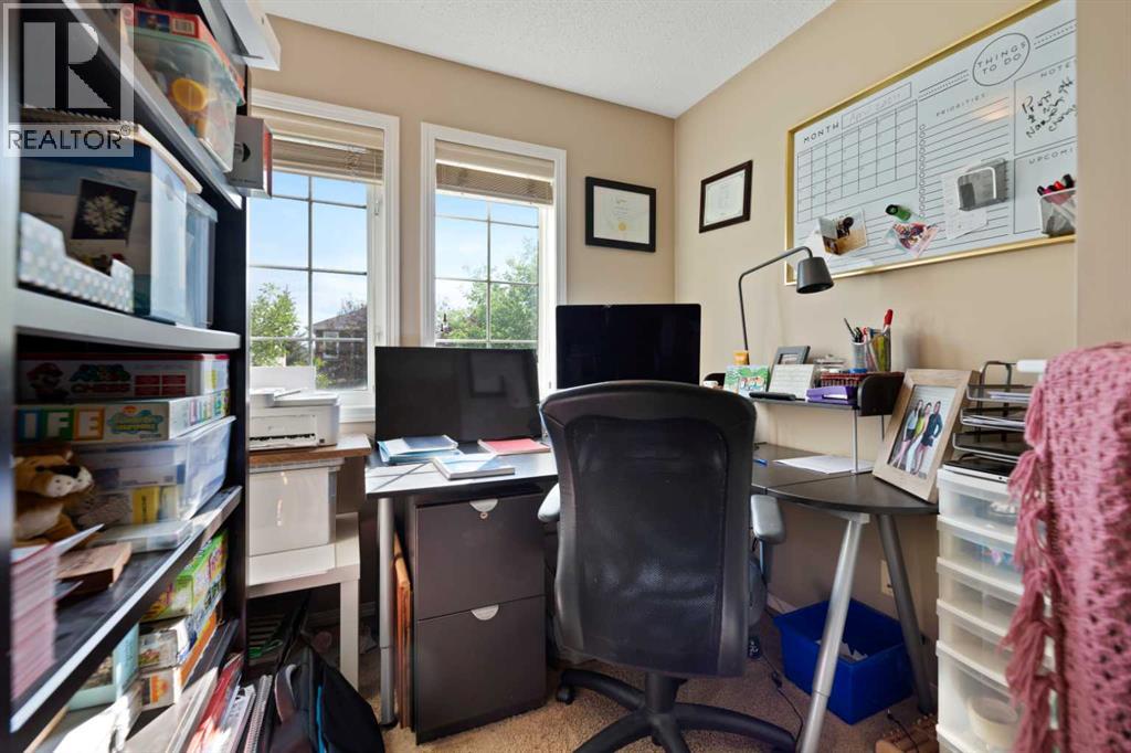 Single Family House for Sale in  Evansdale Way NW Evanston Calgary 