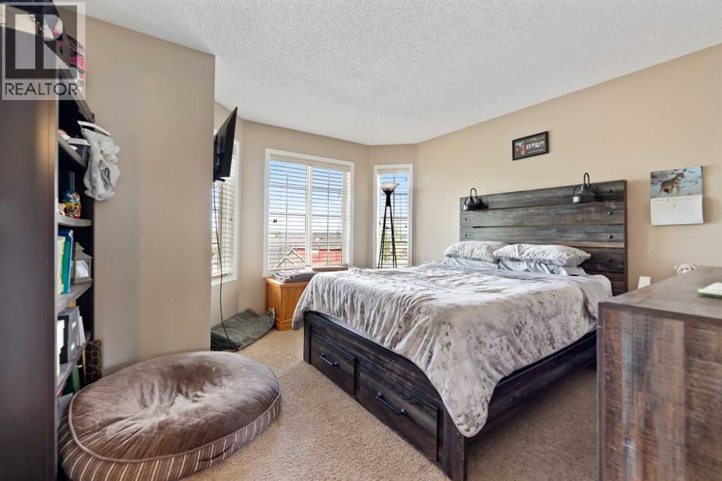 Single Family House for Sale in  Evansdale Way NW Evanston Calgary 