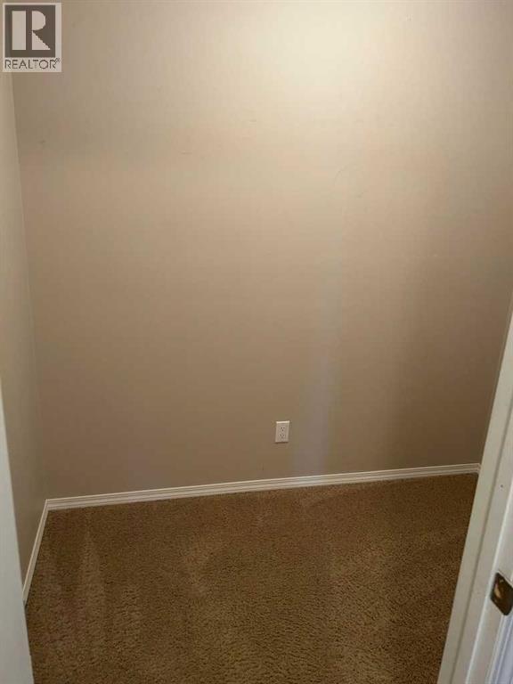 Single Family House for Sale in  Evansdale Way NW Evanston Calgary 
