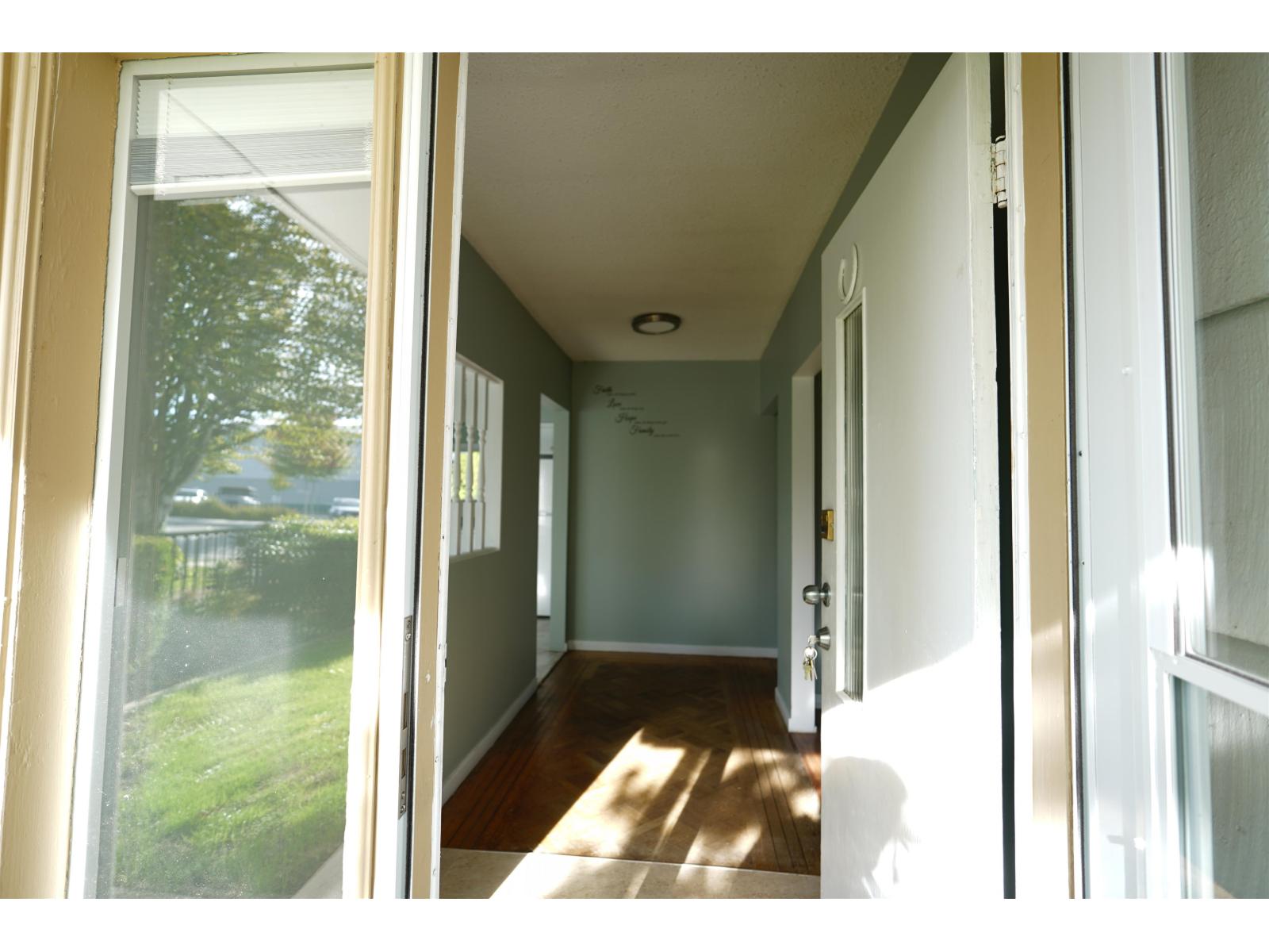 Photo 1 of 45521 Spadina Avenue Chilliwack Proper West, Chilliwack BC