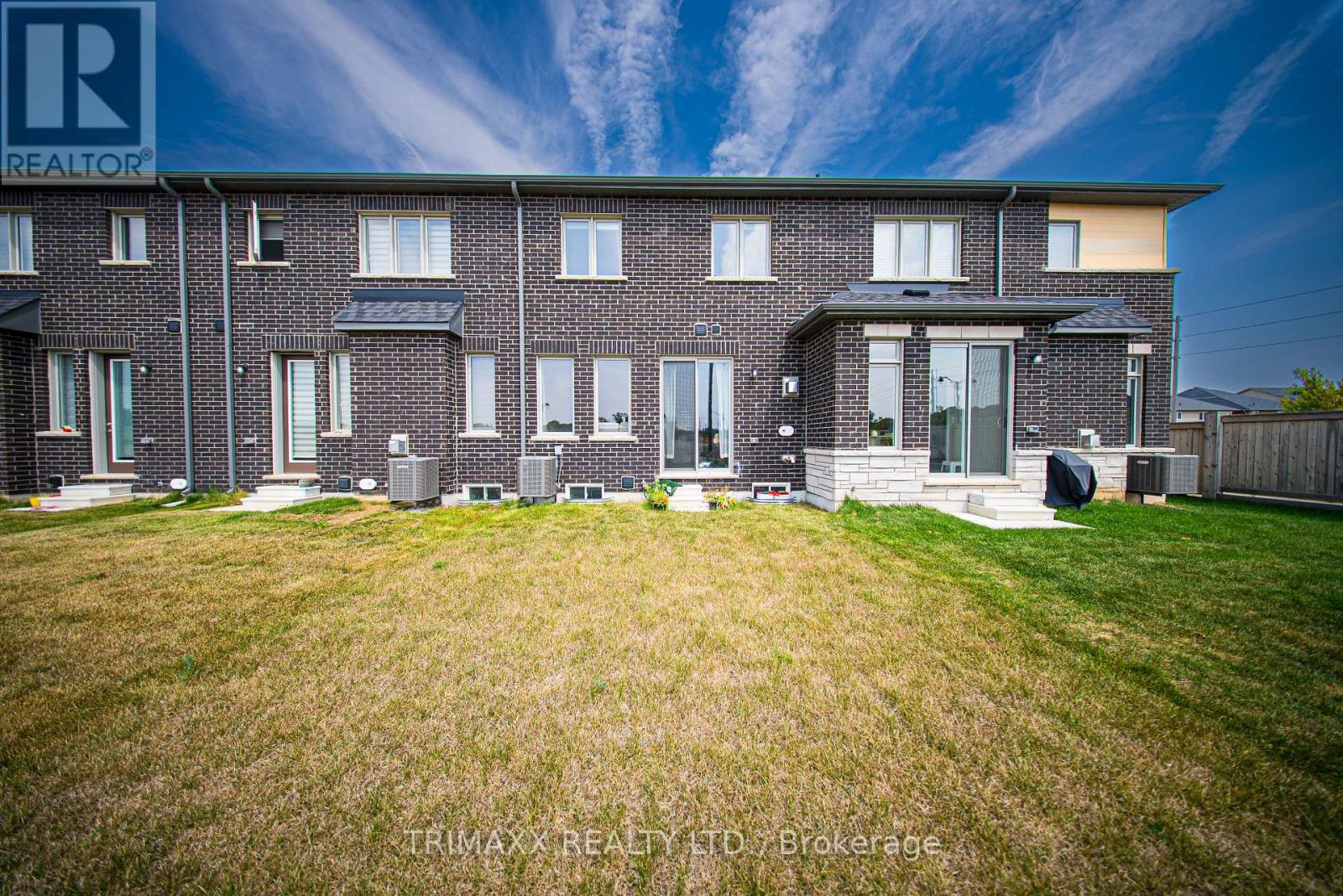 Photo 22 of 19 Molnar Crescent, Brantford ON