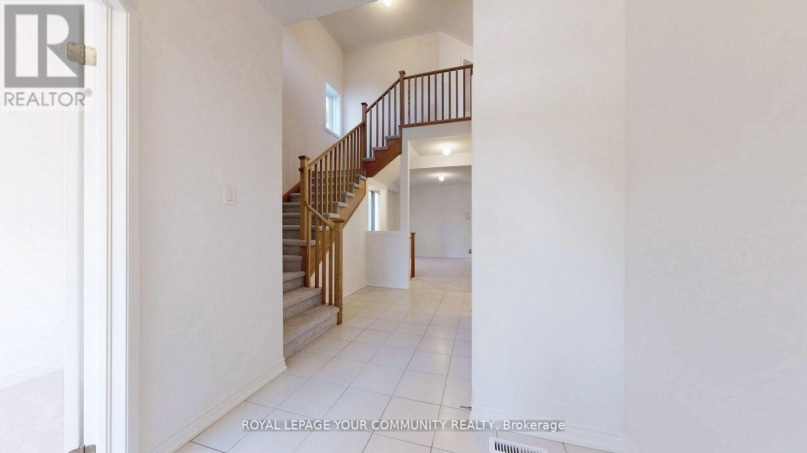 Photo 17 of 26 Baycroft Boulevard, Essa ON