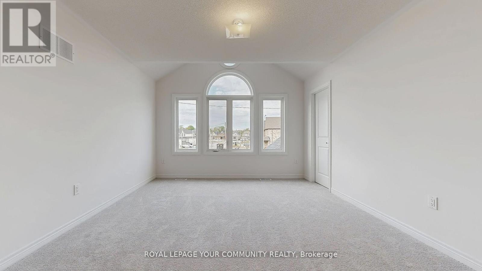 Photo 20 of 26 Baycroft Boulevard, Essa ON