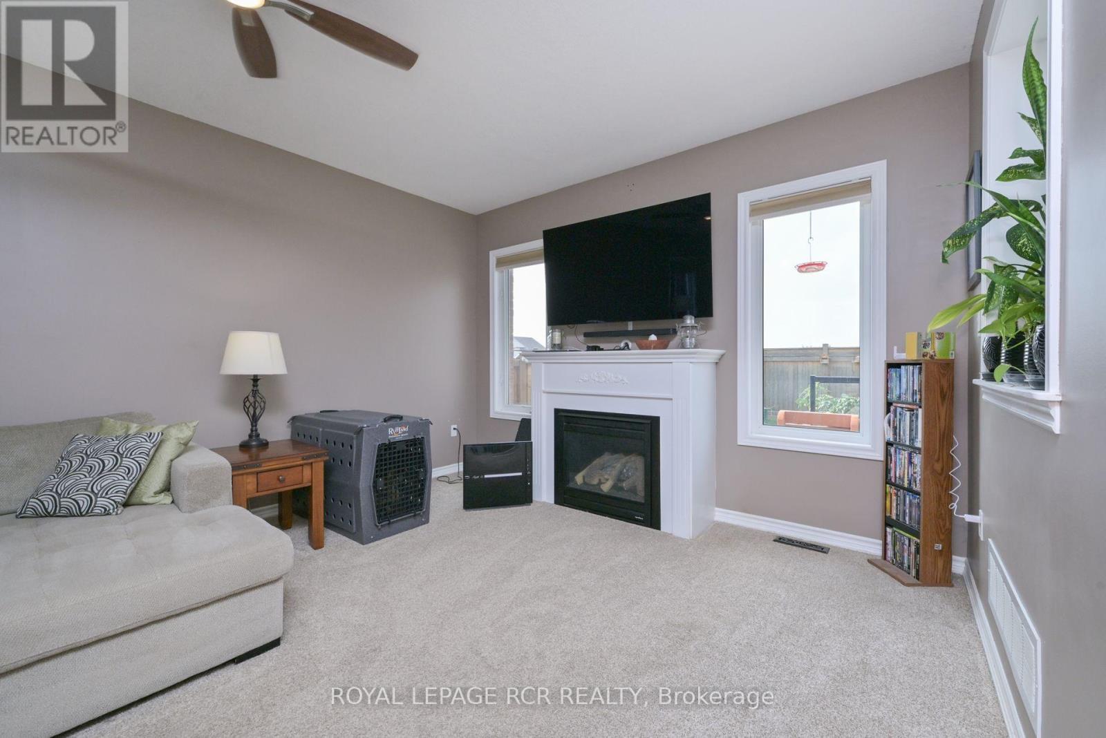 Photo 16 of 14 Holt Drive, New Tecumseth ON
