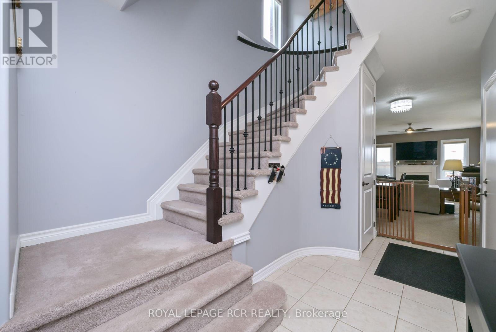 Photo 9 of 14 Holt Drive, New Tecumseth ON