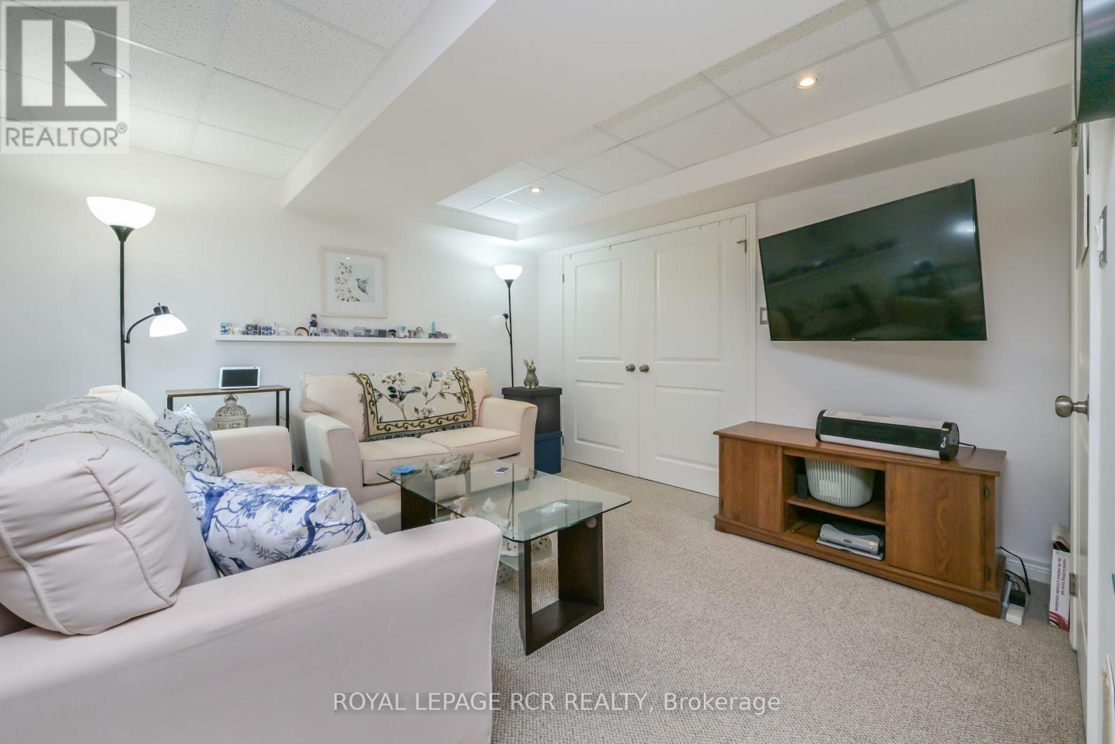 Photo 32 of 14 Holt Drive, New Tecumseth ON