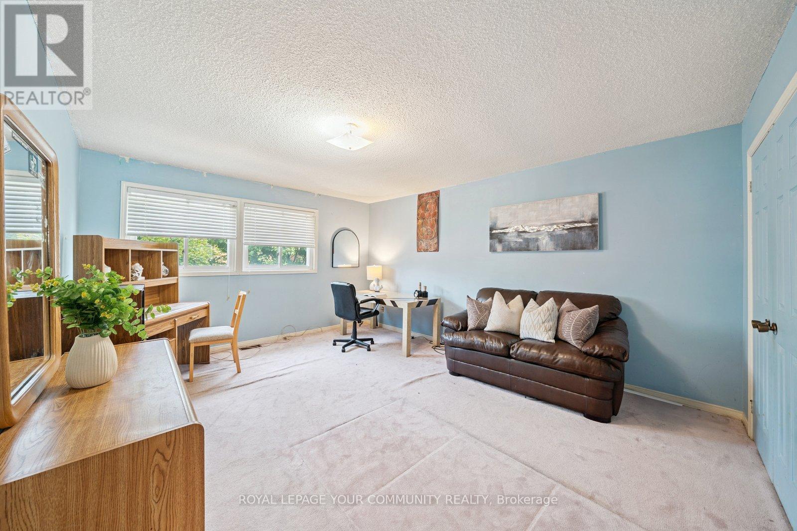Photo 28 of 194 Carrington Drive, Richmond Hill ON