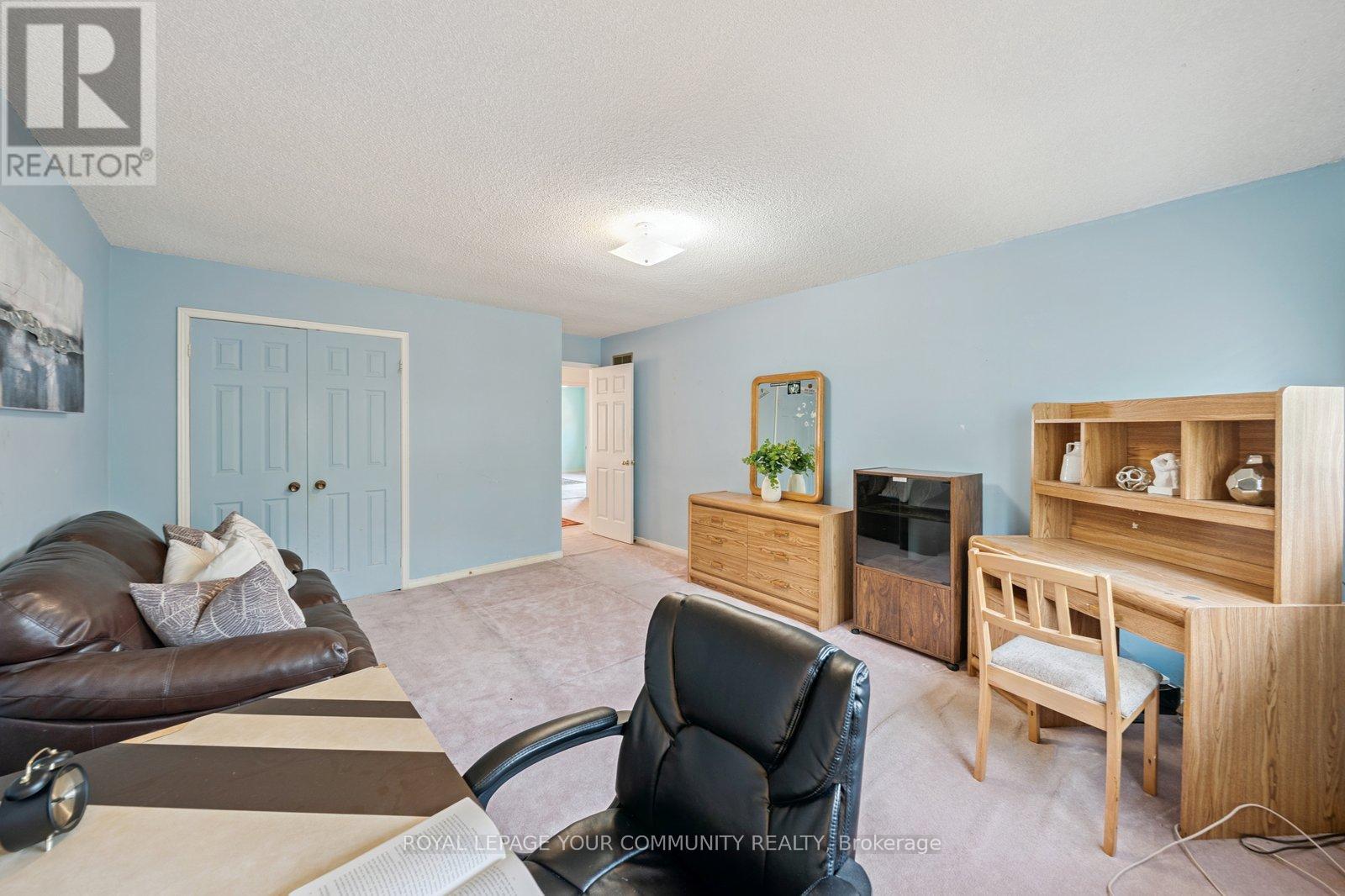 Photo 29 of 194 Carrington Drive, Richmond Hill ON