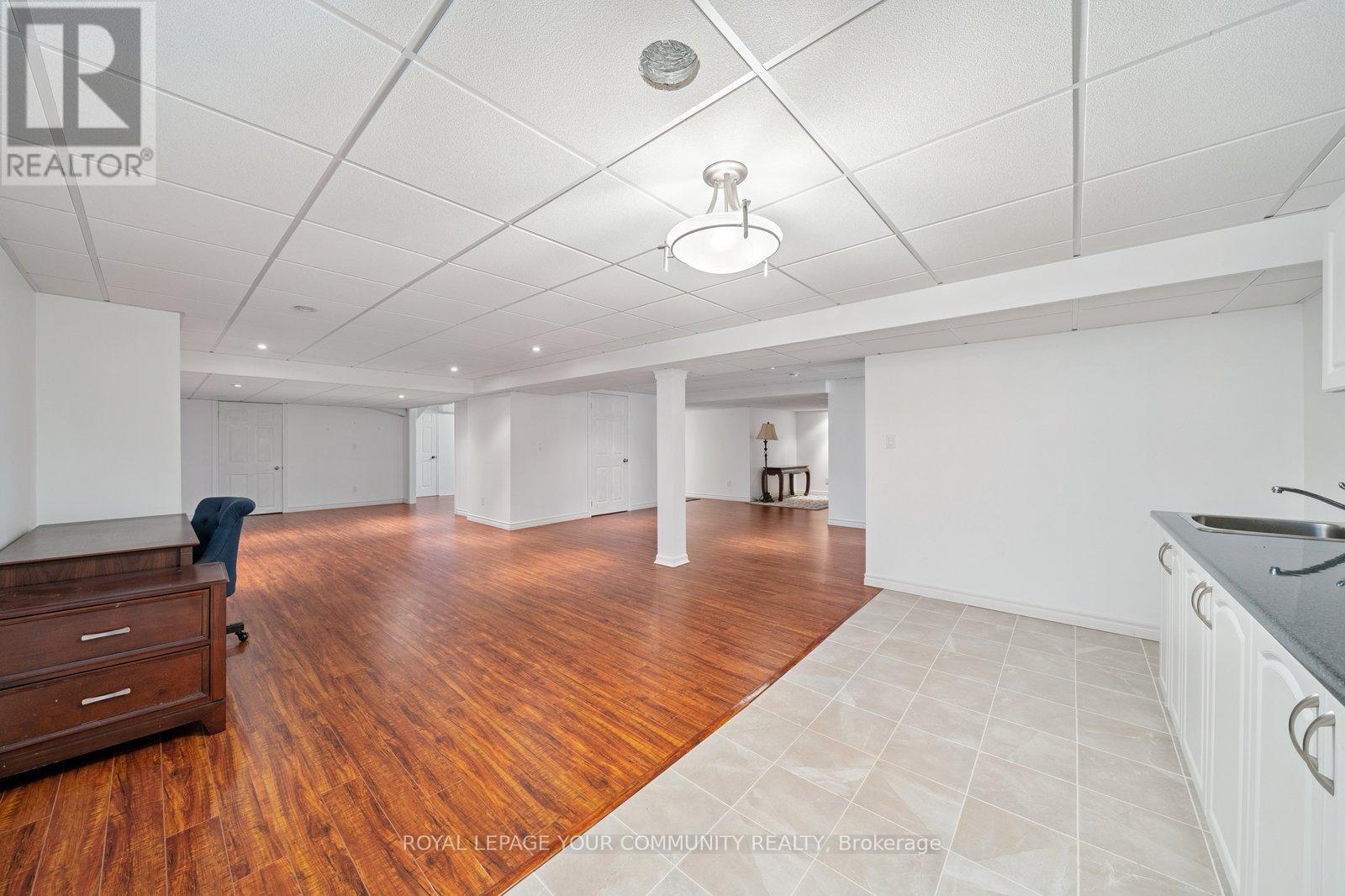 Photo 36 of 194 Carrington Drive, Richmond Hill ON