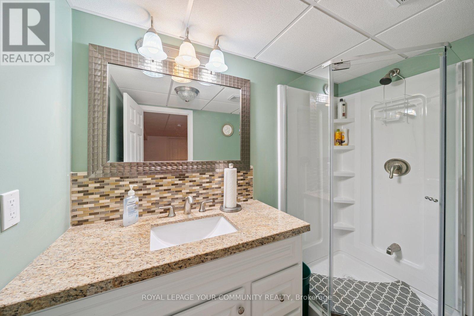 Photo 39 of 194 Carrington Drive, Richmond Hill ON
