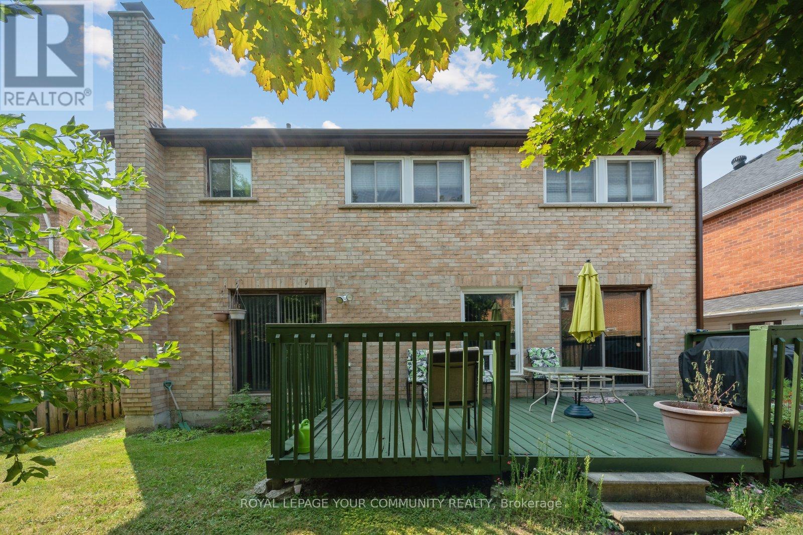 Photo 44 of 194 Carrington Drive, Richmond Hill ON