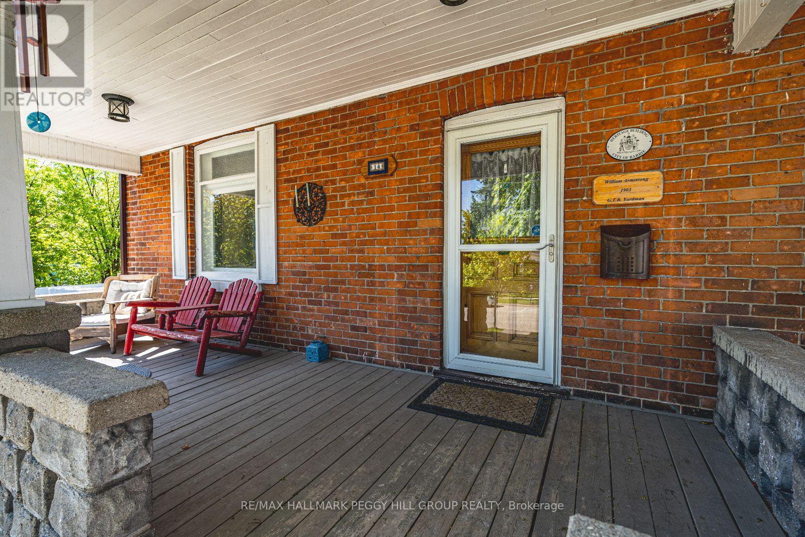 Photo 9 of 14 Cumberland Street, Barrie ON