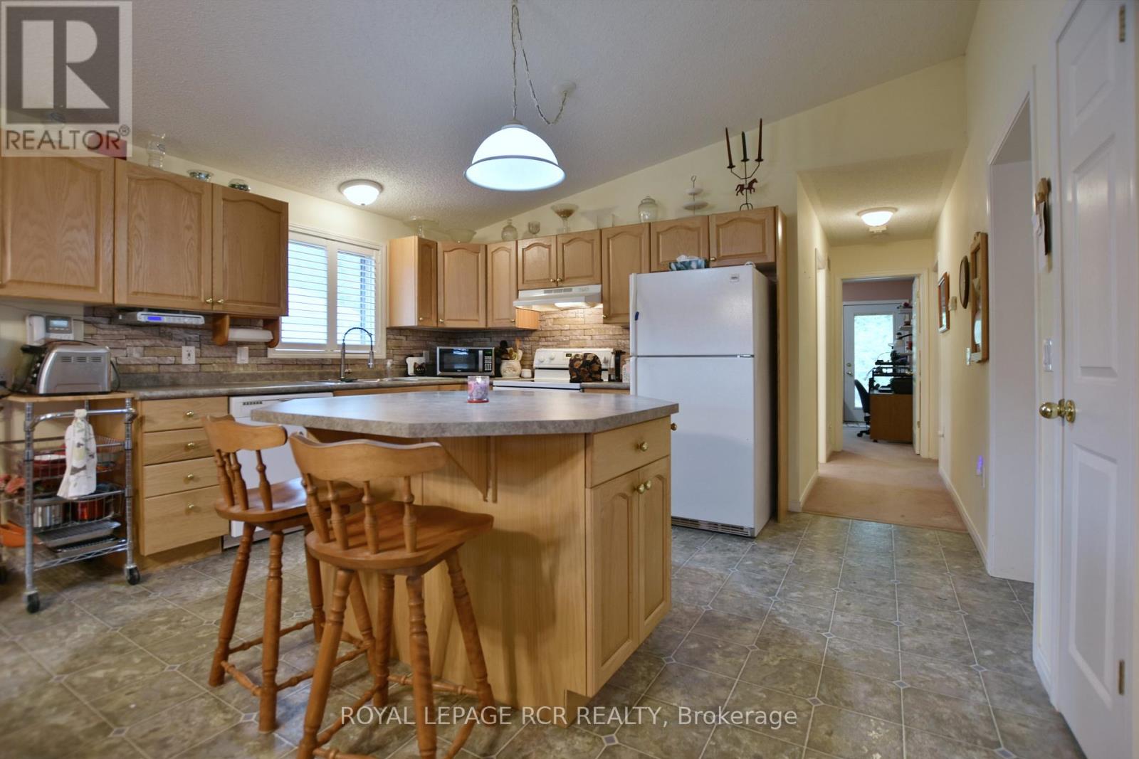 Photo 8 of 9 Indiana Avenue, Wasaga Beach ON