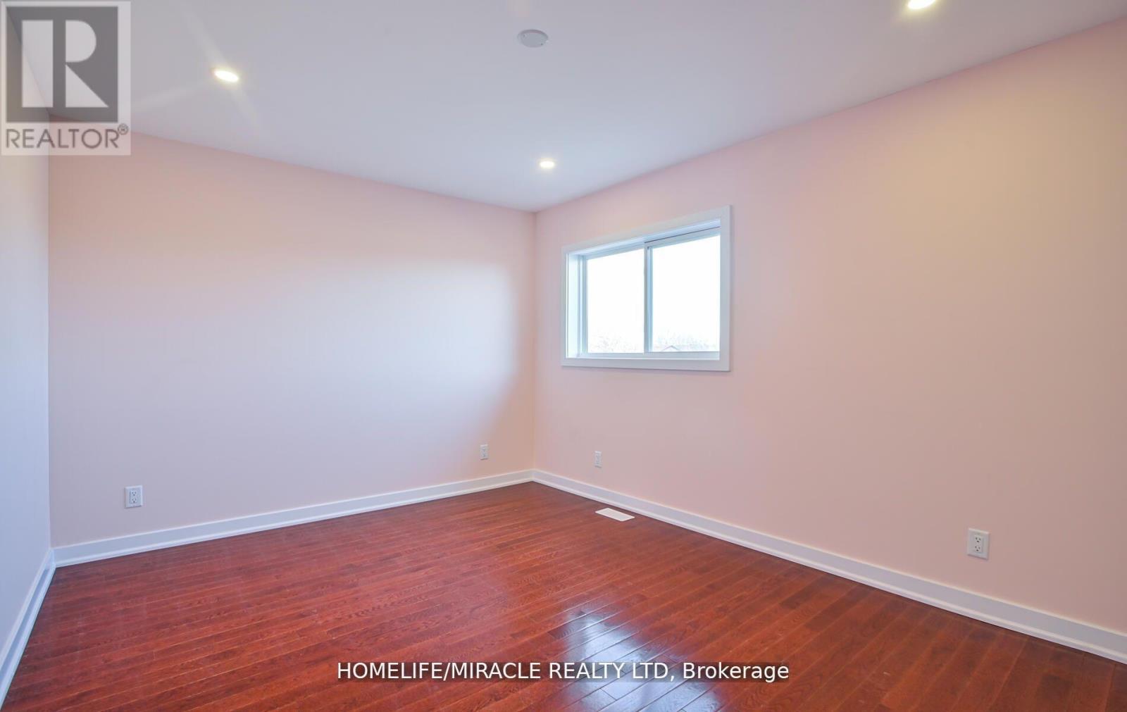 Photo 27 of 91 7497 County Road, Clearview ON