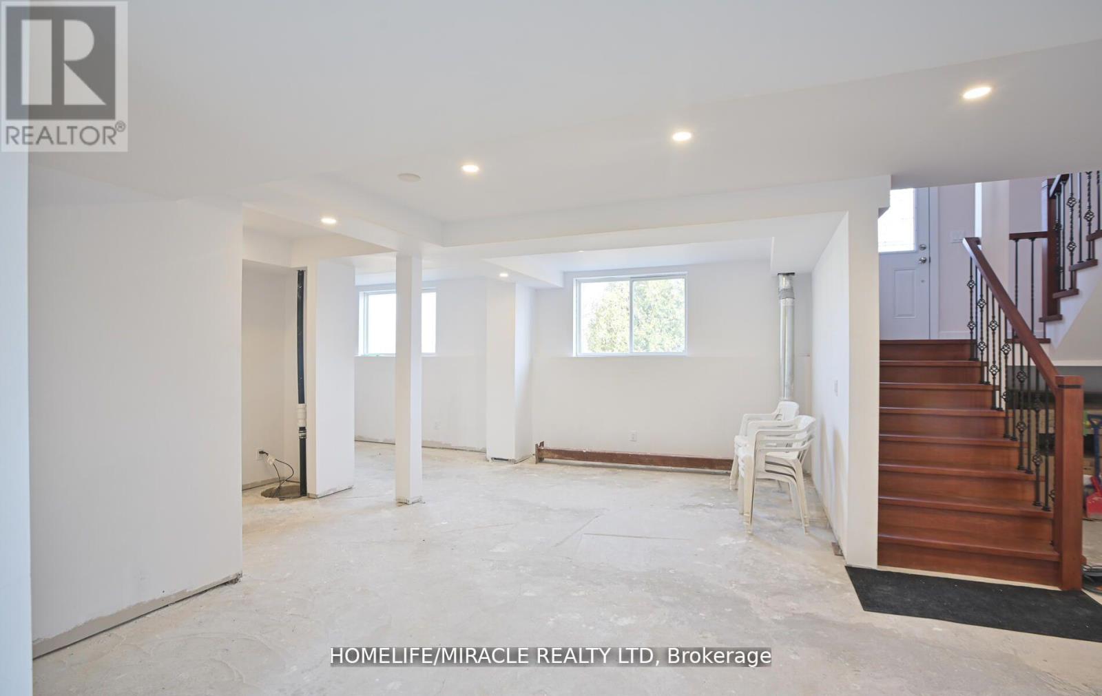 Photo 33 of 91 7497 County Road, Clearview ON