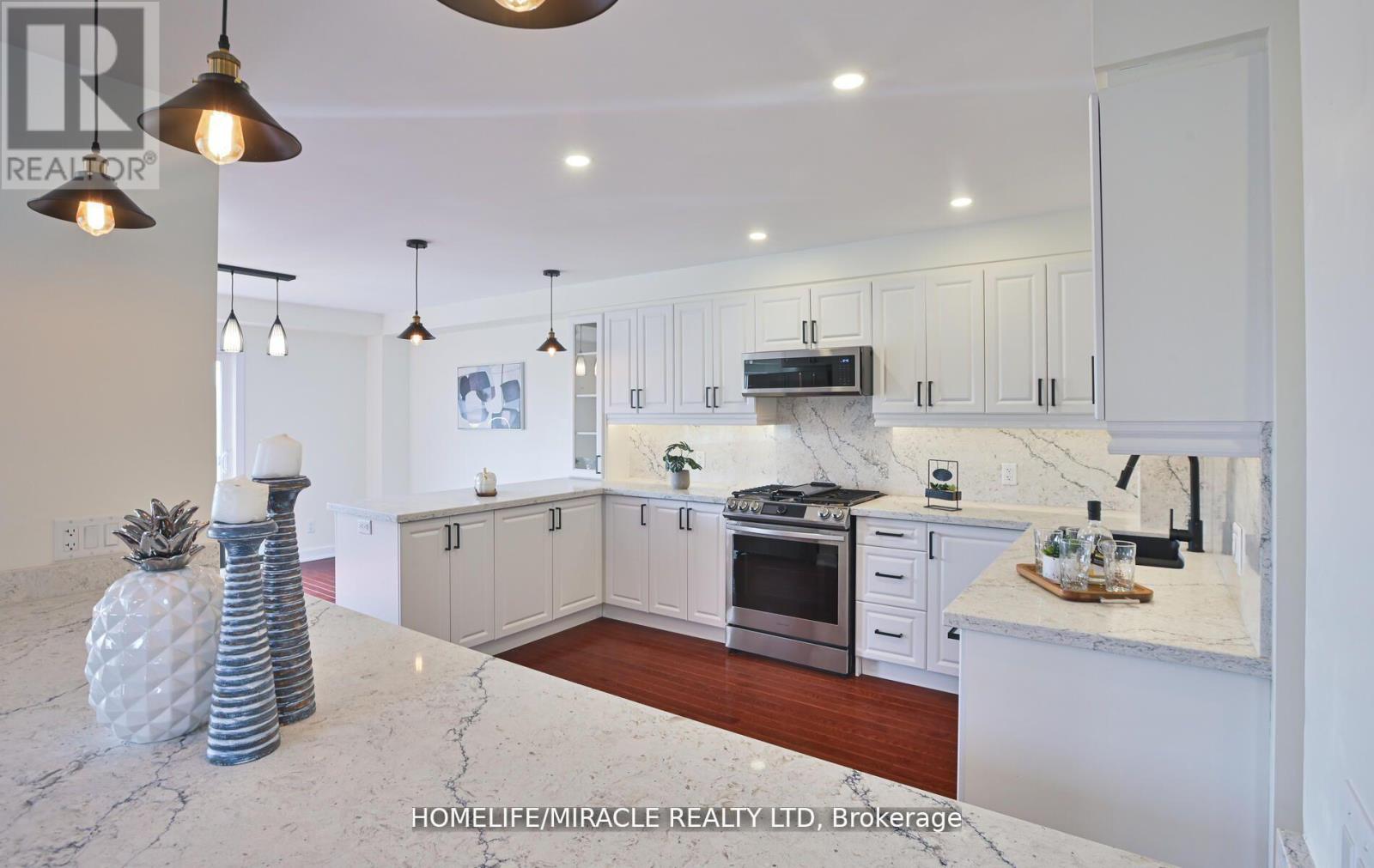 Photo 7 of 91 7497 County Road, Clearview ON