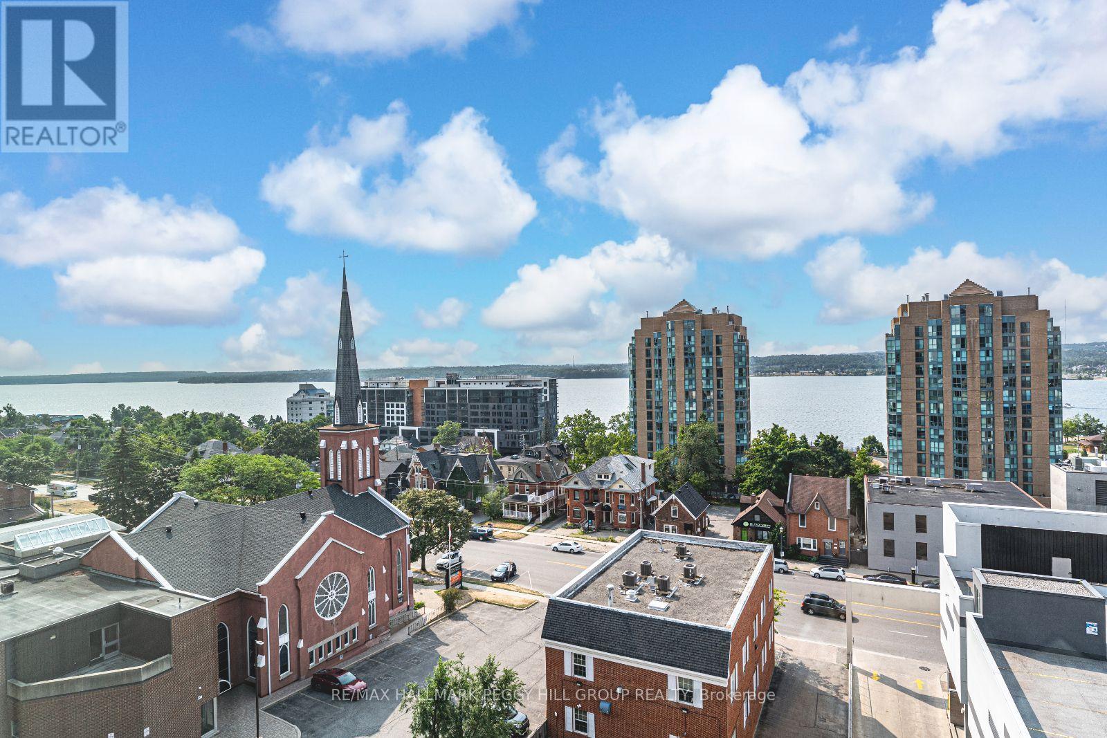 Photo 12 of 511 111 Worsley Street, Barrie ON