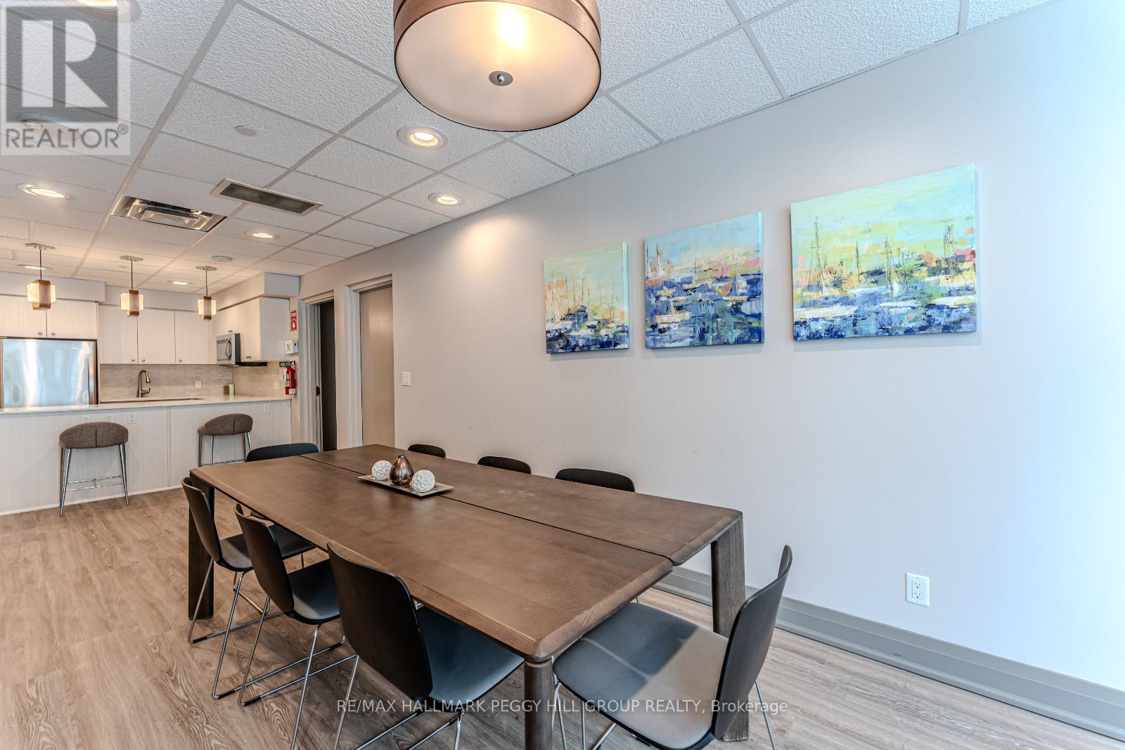 Photo 20 of 511 111 Worsley Street, Barrie ON
